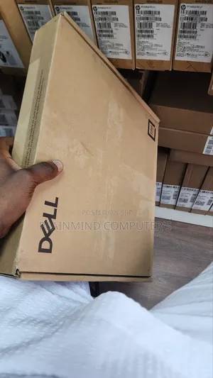 New Laptop Dell Pro 14 32GB Intel Core Ultra 7 SSD 512GB