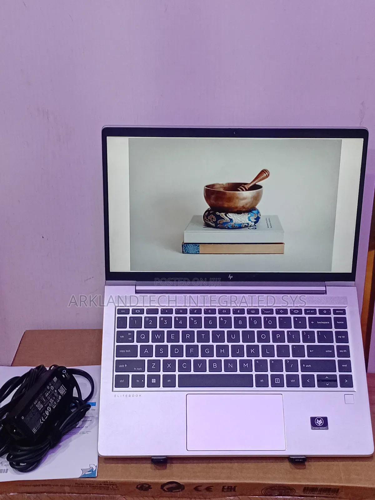 New Laptop HP 630 16GB AMD Ryzen 5 SSD 256GB