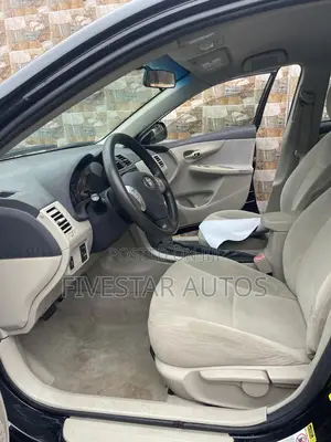 Toyota Corolla 2012 Black