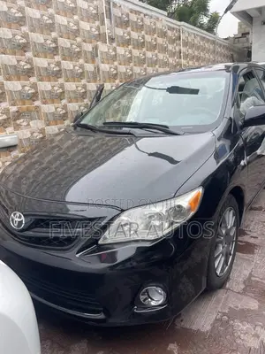 Toyota Corolla 2012 Black