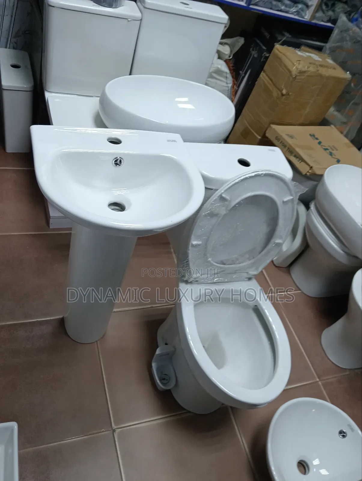 Golden Diamond Wc