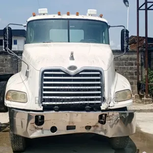 2001 Mack Cx613 Sleeper Truck