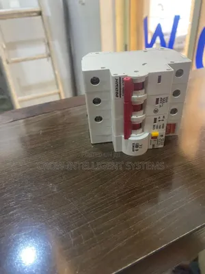 A 3-circuit Iot-based Micro Circuit Breaker Intelligent