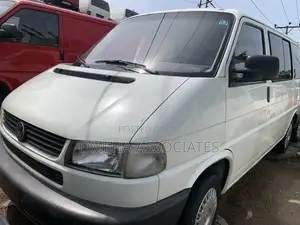 Volkswagen Transporter 2005 Gold