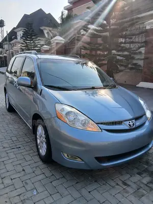 Toyota Sienna XLE 2008 Blue