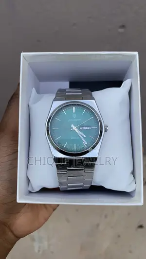 Poedagar Watch