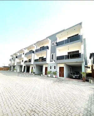 4bdrm Townhouse/Terrace in Ikate for sale