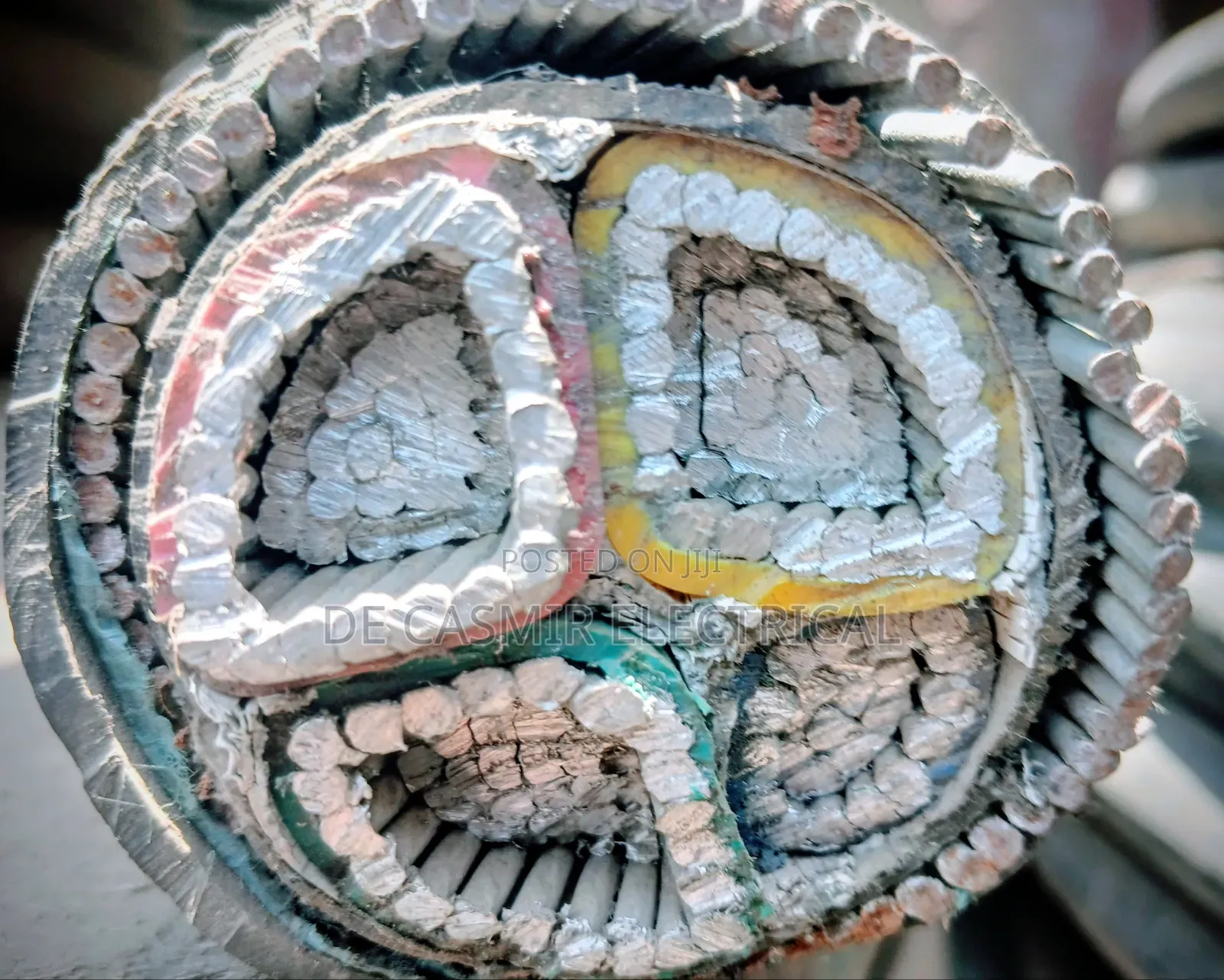 3 Half Core 300mm2aluminium Armoured Cable