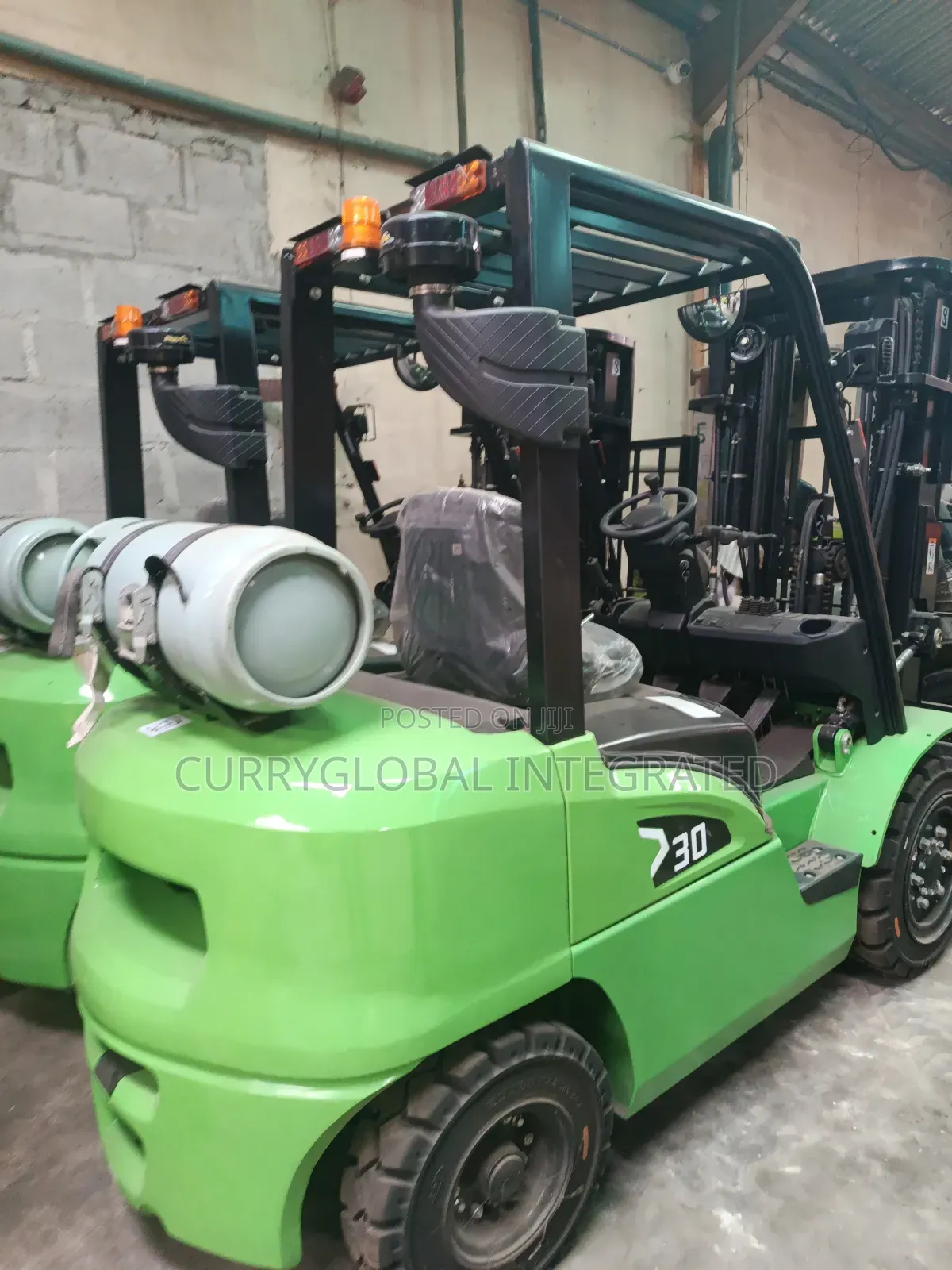 3 Tons LPG Forklift Equipmax