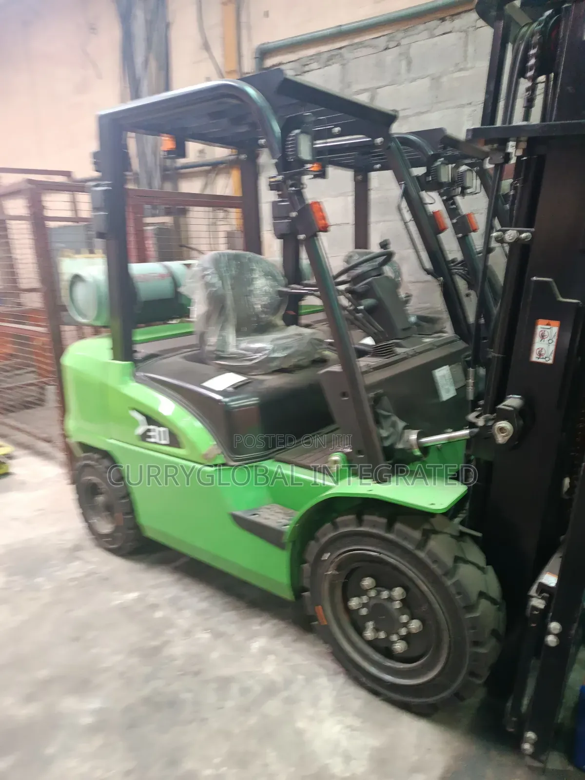 3 Tons LPG Forklift Equipmax