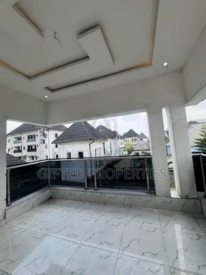 6bdrm Duplex in Majesty Estate Off, Shell Location for sale