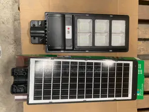 6 Eyes Solar Streetlight