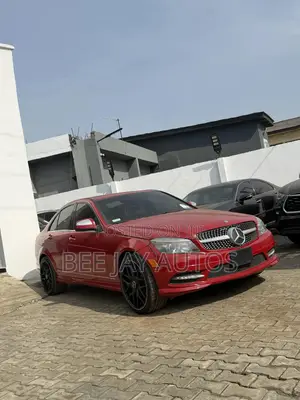 Mercedes-Benz C300 Luxury Sedan AWD (3.0L 6cyl 7A) 2009 Red