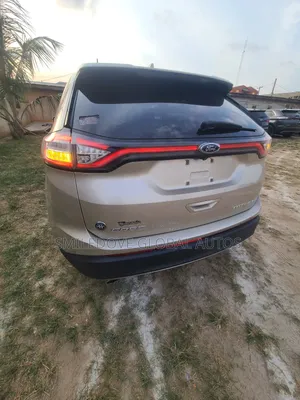 Ford Edge Titanium AWD 2018 Gold