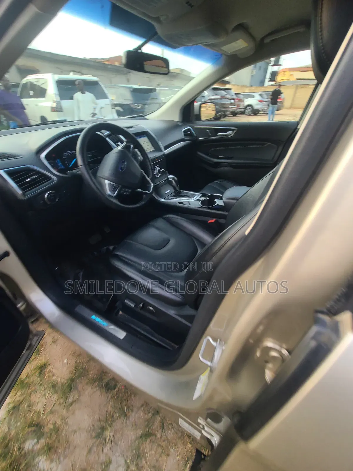 Ford Edge Titanium AWD 2018 Gold