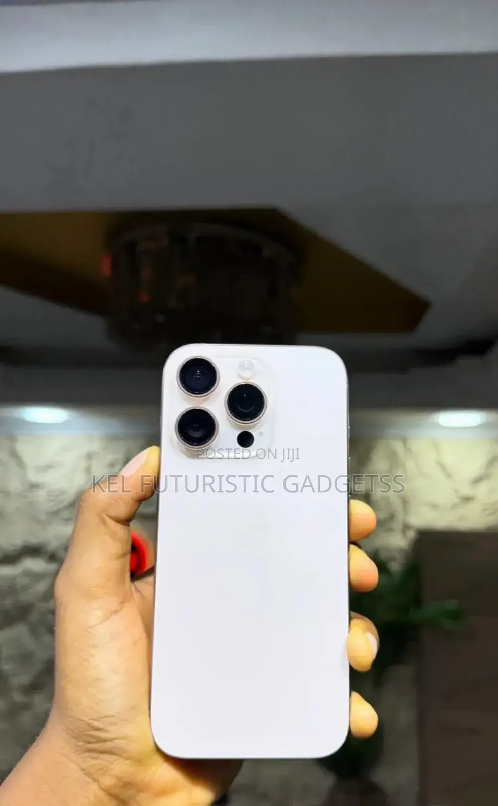 Apple iPhone 16 Pro 256 GB Gold