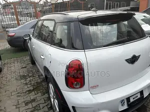 Mini Cooper 2013 White