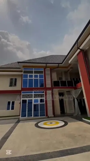 3bdrm Apartment in New Layout for rent