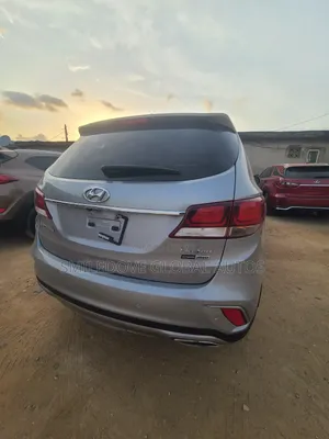 Hyundai Santa Fe 2017 Silver