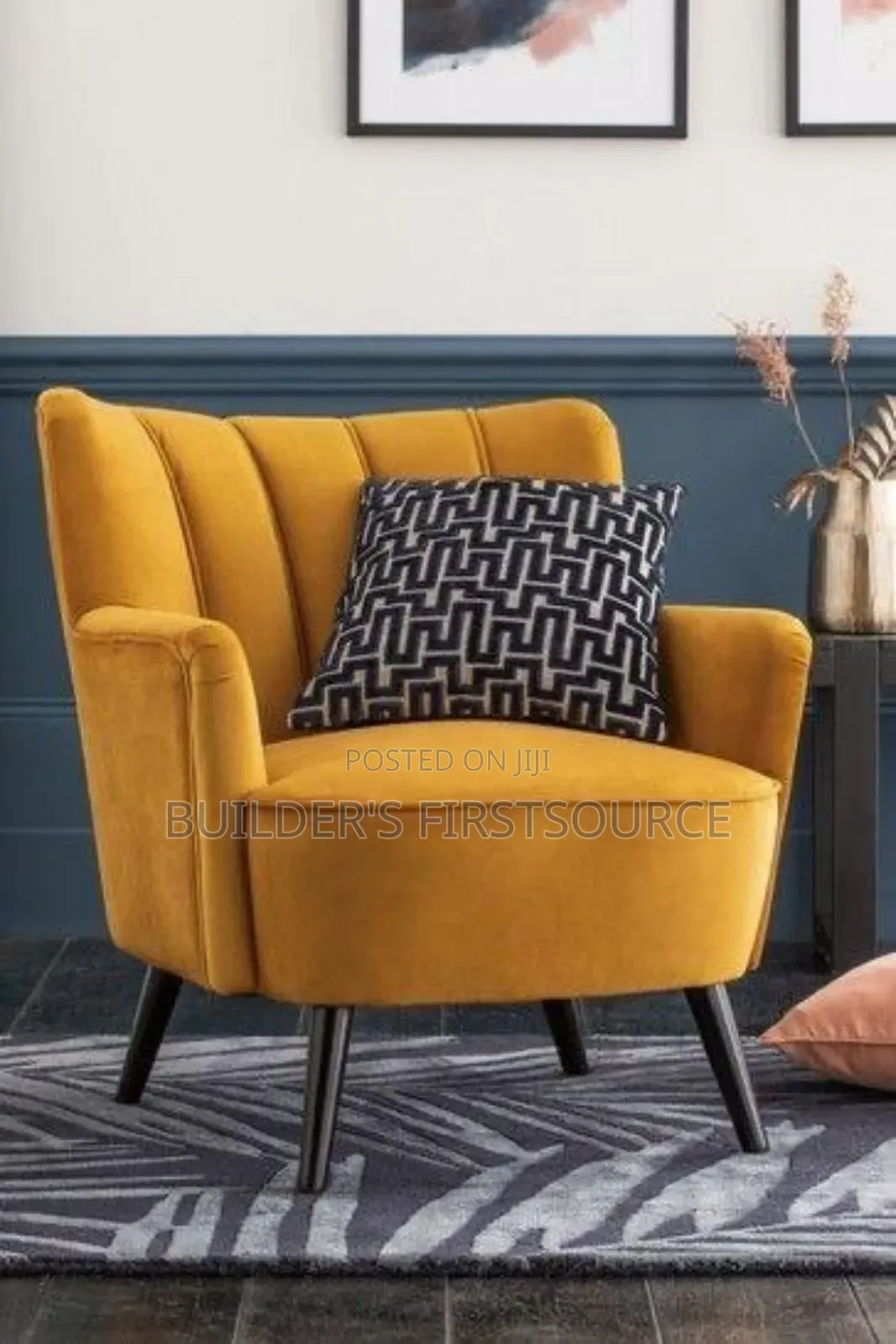 A Single Console Sofa