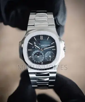 Patek Philippe Nautilus 5712/1a-001