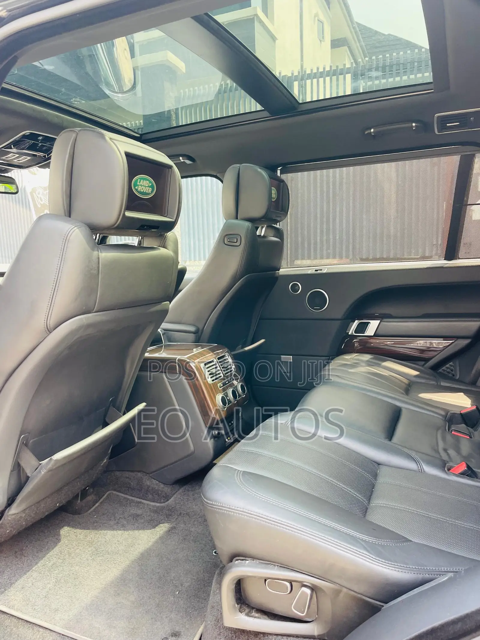 Land Rover Range Rover Vogue 2014 Black