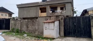 3bdrm Block of Flats in Onipetesi Estate, Mangoro for sale