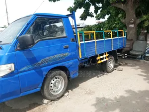 Mitsubishi L300 2017 Blue