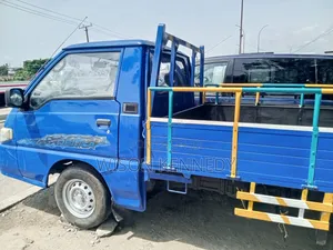 Mitsubishi L300 2017 Blue