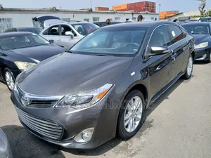 Toyota Avalon XLE 4dr Sedan (3.5L 6cyl 6A) 2015 Gray