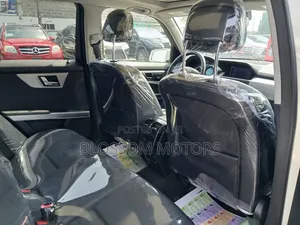 Mercedes-Benz GLK-Class 350 4MATIC 2011 White