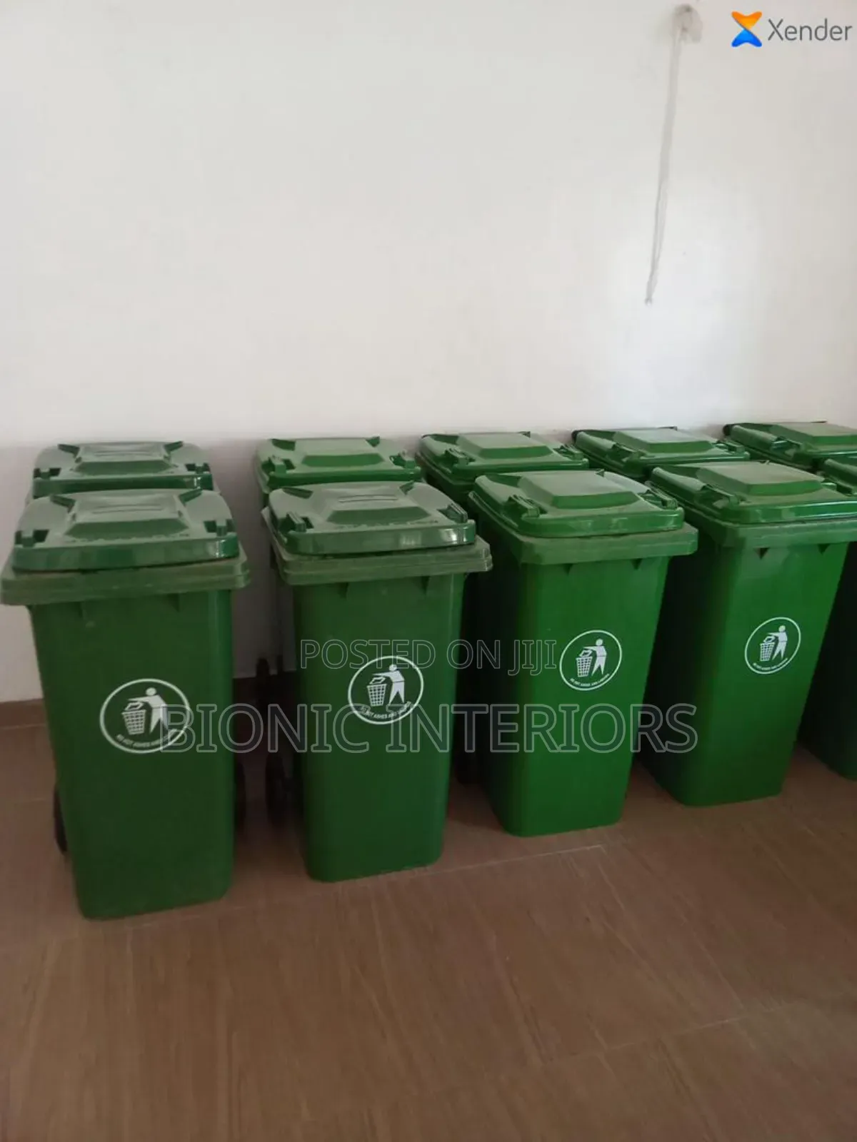 Trash Container/Bin
