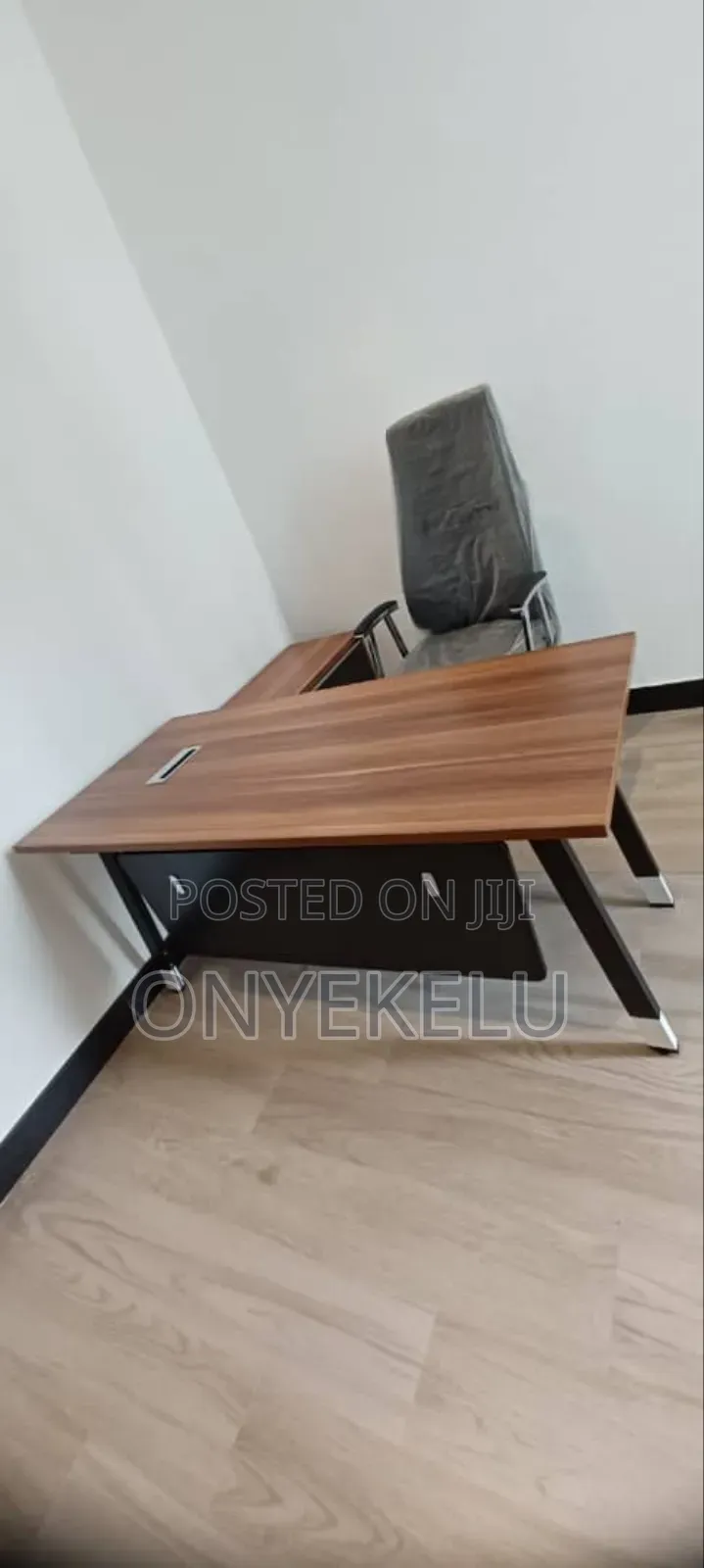 Excellent Office Table