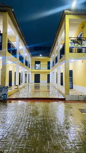 28 Units Shopping Complex