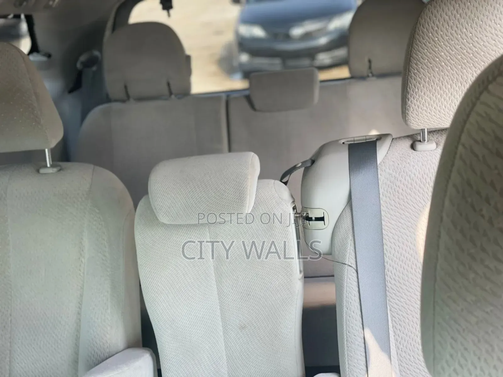 Toyota Sienna 2013 Gray