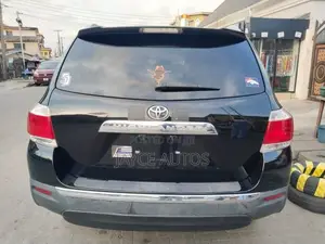 Toyota Highlander 2013 Black
