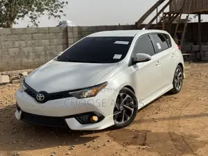 Toyota Corolla 2017 White