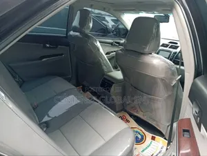 Toyota Camry XLE 4dr Sedan (2.5L 4cyl 6A) 2014 Black