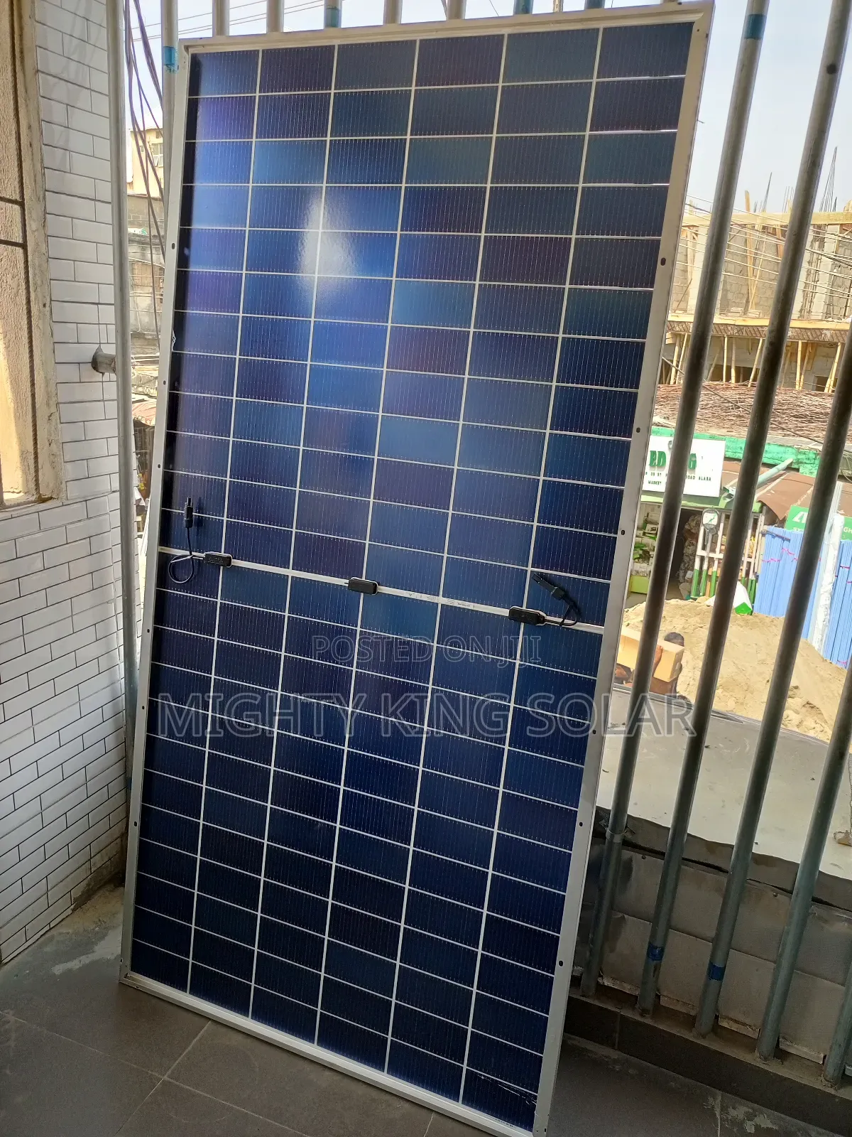 590w Bifacial New Panel Double Sided Charging