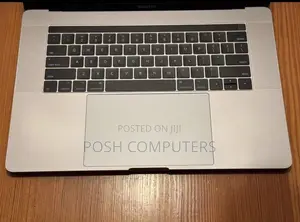 Laptop Apple MacBook Pro 2018 16GB Intel Core i7 SSD 256GB