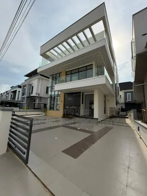 Furnished 5bdrm Mansion in Private Estate Lekki for sale