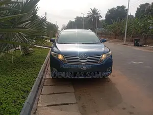 Toyota Venza V6 AWD 2010 Blue