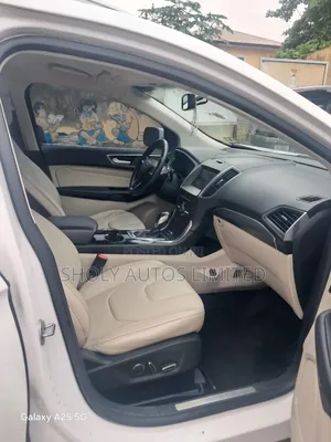 Ford Edge Titanium 4dr SUV (2.0L 4cyl Turbo 6A) 2015 White