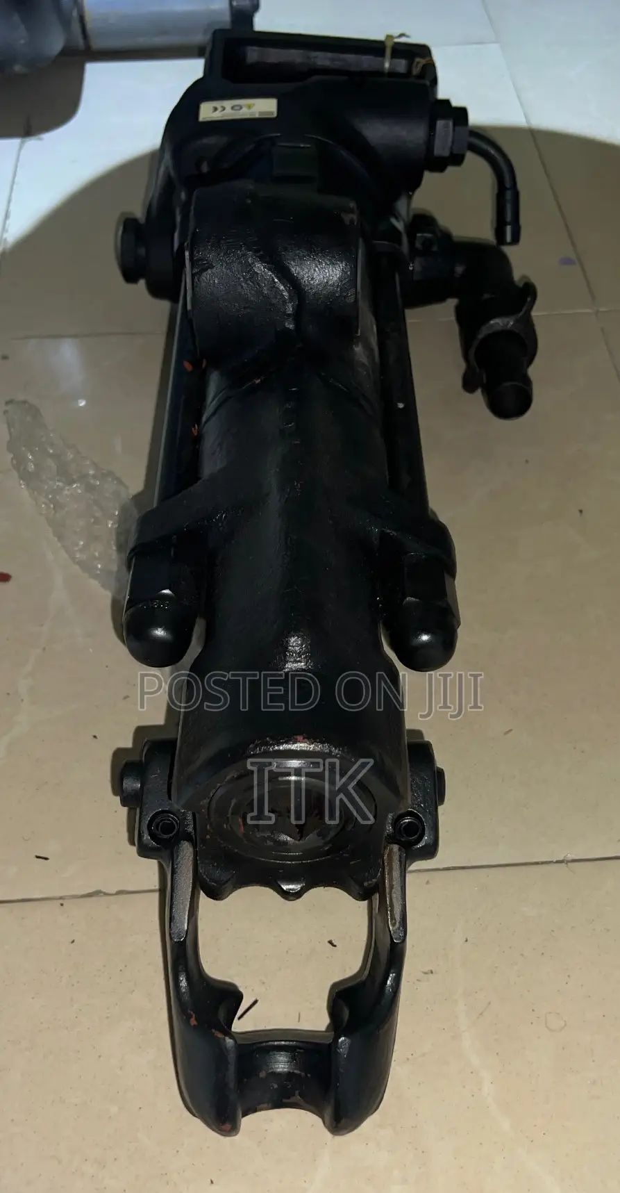 Pusher Leg Rock Drill