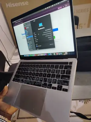 Laptop Apple MacBook Pro 2020 32GB Intel Core i7 SSD 256GB