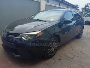 Toyota Corolla 2015 Black
