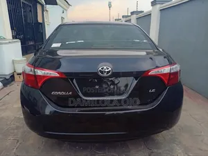 Toyota Corolla 2015 Black