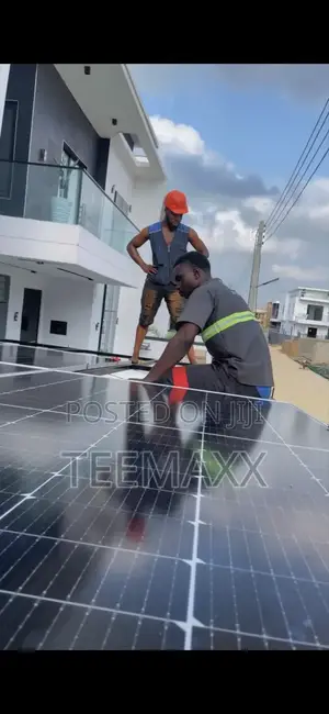 Professional Solar Installer
