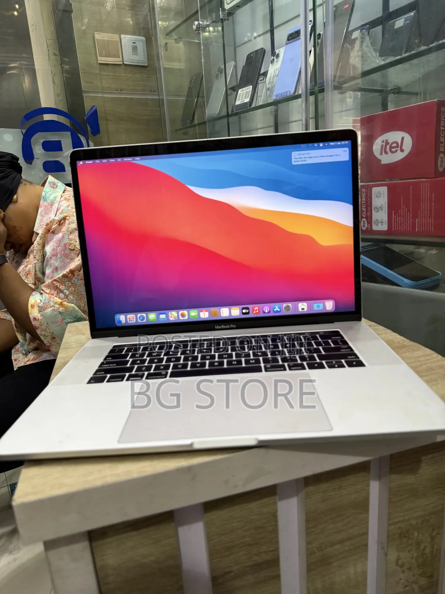 Laptop Apple MacBook 2016 16GB Intel Core i7 SSD 2T