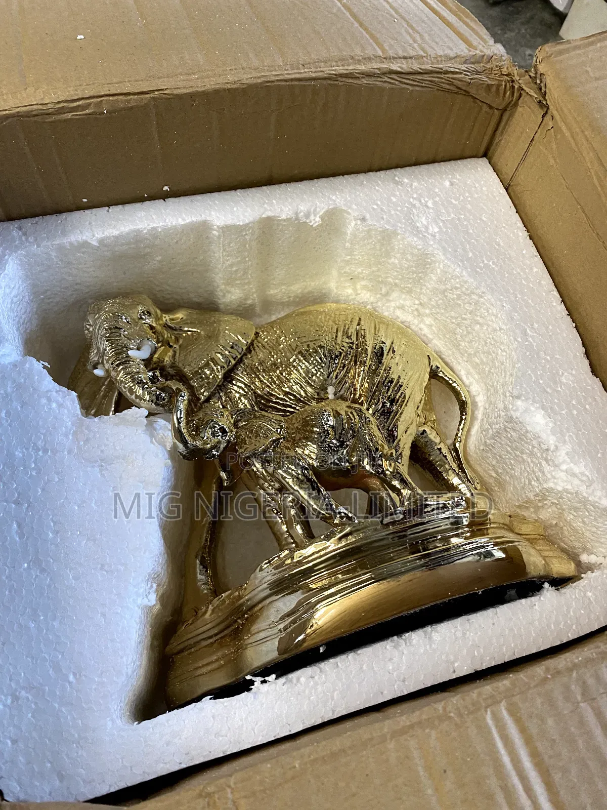 Gold Elephant 2pc Centre Piece Decoration 40cmx35cm